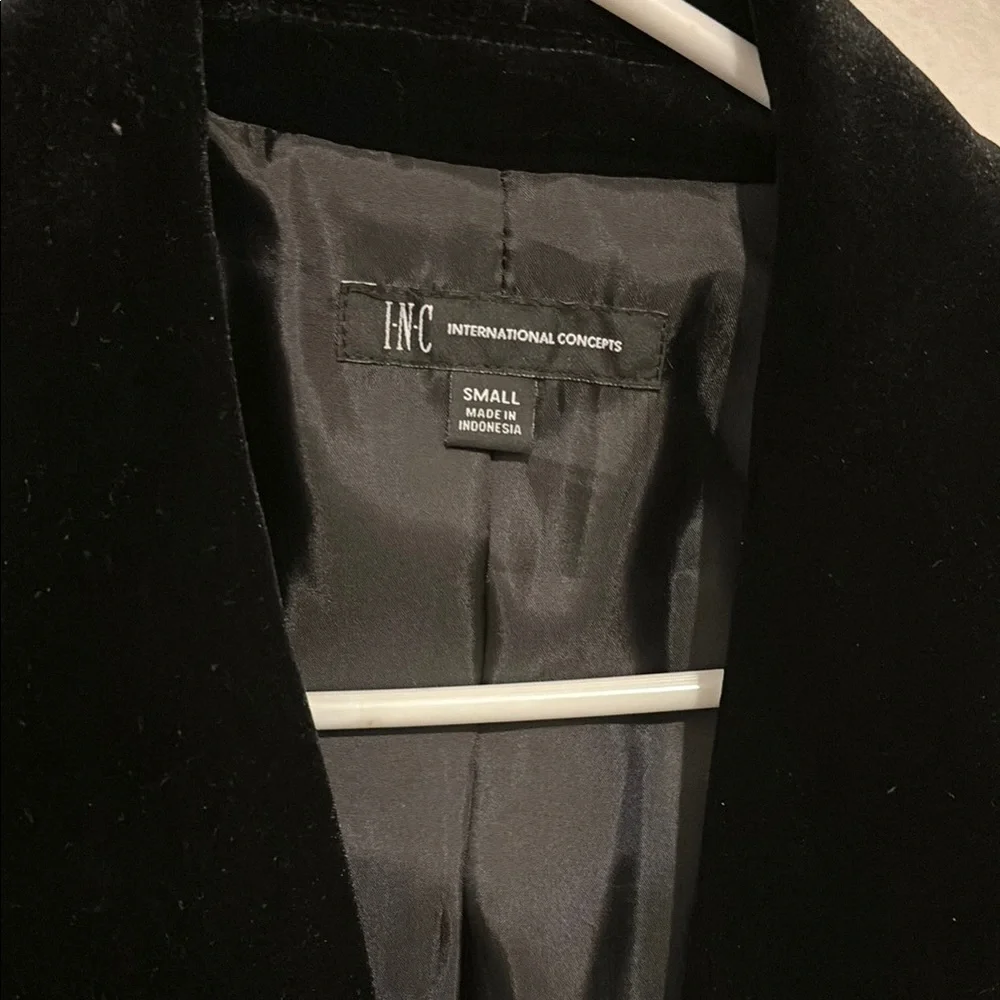 INC Women's Black Velvet Blazer - Picture 2 of 8
